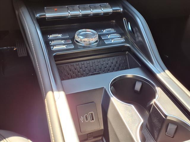 new 2025 Lincoln Nautilus car, priced at $51,936