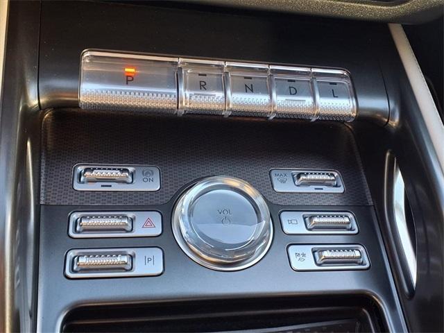 new 2025 Lincoln Nautilus car, priced at $57,079