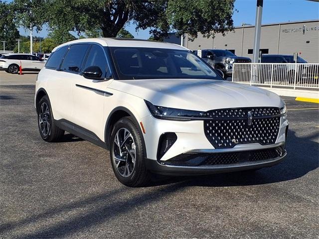 new 2025 Lincoln Nautilus car, priced at $57,079