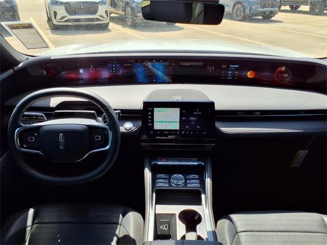 new 2025 Lincoln Nautilus car, priced at $59,552