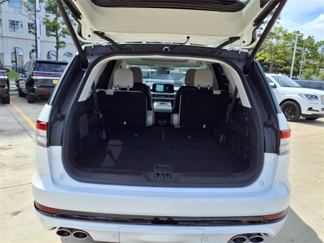new 2025 Lincoln Aviator car, priced at $66,868