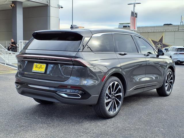 new 2025 Lincoln Nautilus car, priced at $80,040