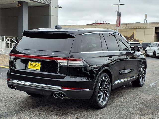 new 2025 Lincoln Aviator car, priced at $72,566