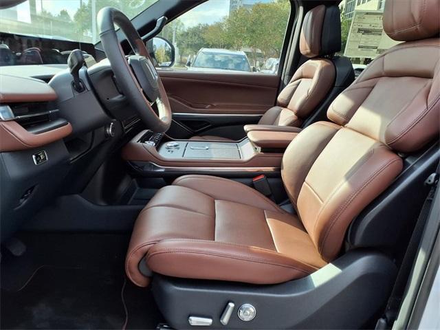 new 2025 Lincoln Navigator L car, priced at $102,312