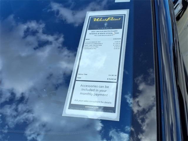 new 2025 Lincoln Nautilus car, priced at $66,114