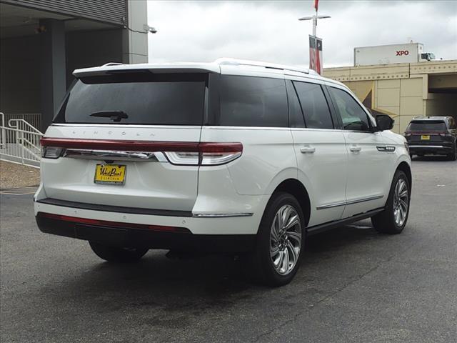 new 2024 Lincoln Navigator car, priced at $82,631