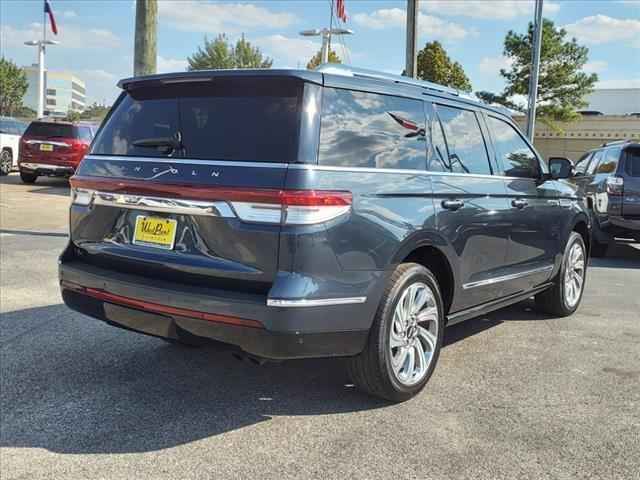 used 2024 Lincoln Navigator car, priced at $94,991