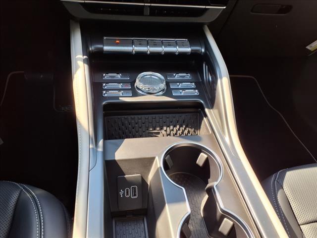 new 2025 Lincoln Nautilus car, priced at $54,486