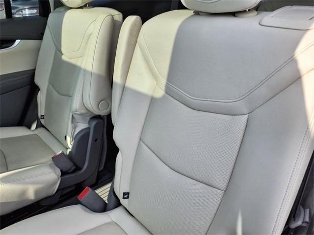 used 2022 Cadillac XT6 car, priced at $30,691