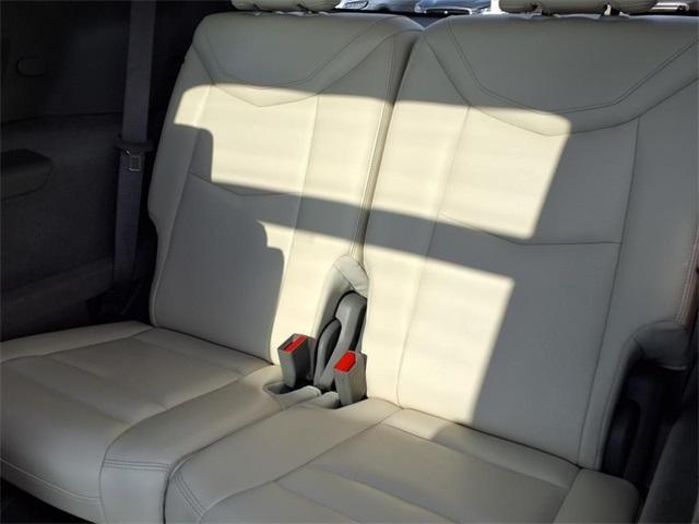 used 2022 Cadillac XT6 car, priced at $30,691