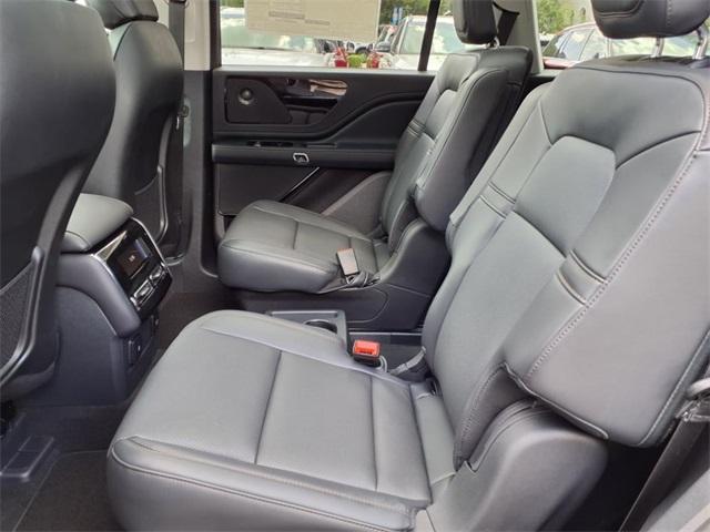 new 2025 Lincoln Aviator car, priced at $61,526