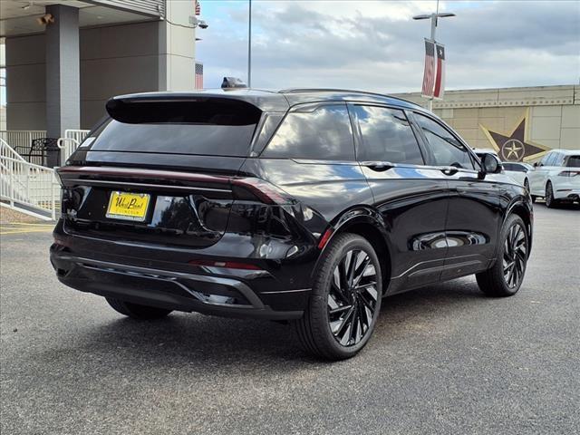 new 2024 Lincoln Nautilus car, priced at $61,307