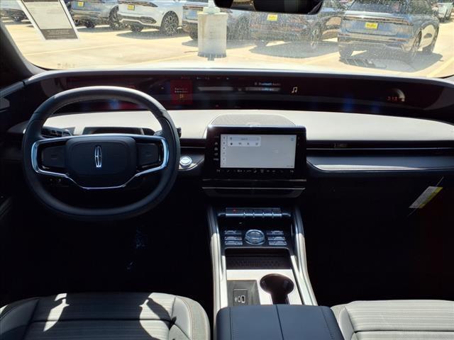 new 2025 Lincoln Nautilus car, priced at $62,837