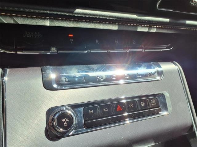 new 2025 Lincoln Aviator car, priced at $61,526