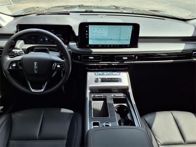 new 2025 Lincoln Aviator car, priced at $61,526