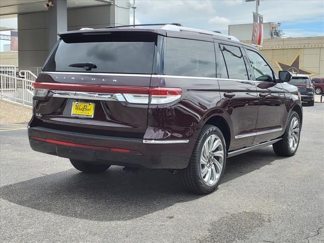 new 2024 Lincoln Navigator car, priced at $83,054