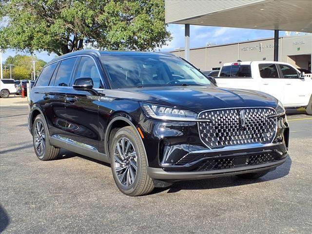 new 2025 Lincoln Aviator car, priced at $61,704