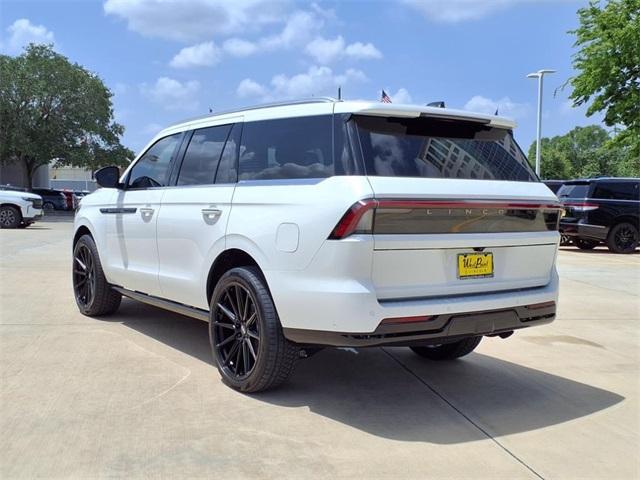 new 2025 Lincoln Navigator car, priced at $119,485