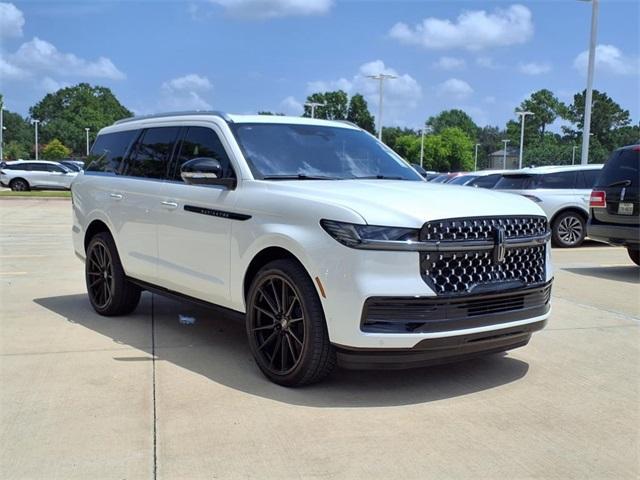new 2025 Lincoln Navigator car, priced at $119,485