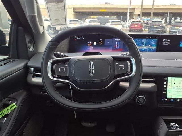new 2025 Lincoln Navigator car, priced at $103,185