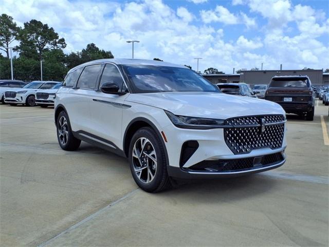 new 2025 Lincoln Nautilus car, priced at $56,659