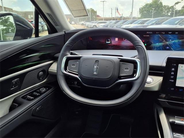 new 2025 Lincoln Nautilus car, priced at $56,659