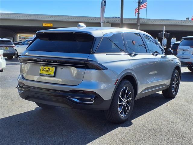 new 2025 Lincoln Nautilus car, priced at $57,139