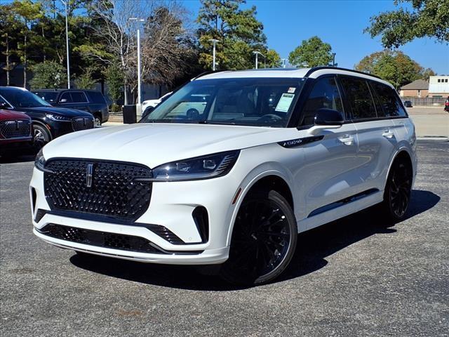 new 2025 Lincoln Aviator car, priced at $70,680