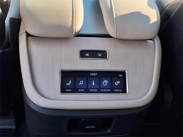 new 2025 Lincoln Navigator L car, priced at $103,032