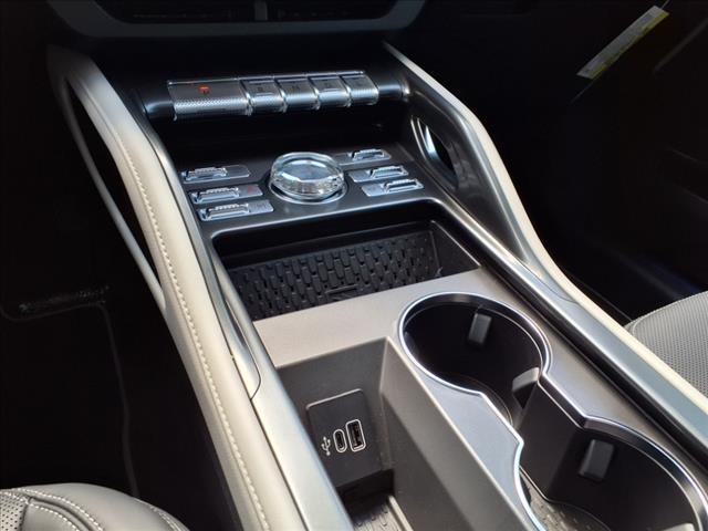 new 2025 Lincoln Nautilus car, priced at $52,593