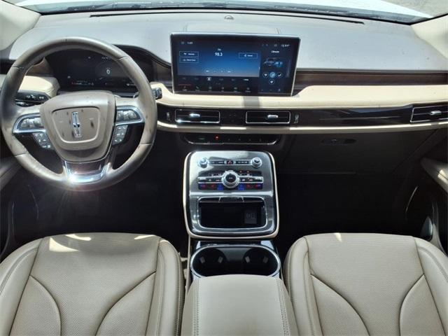 used 2022 Lincoln Nautilus car, priced at $38,791