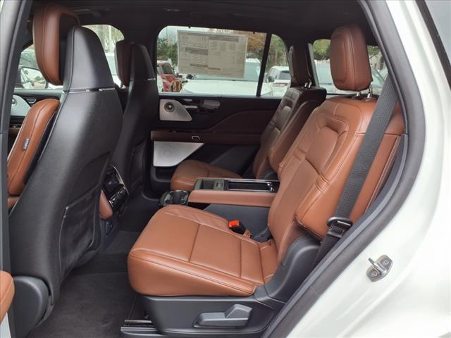 new 2025 Lincoln Aviator car, priced at $70,000