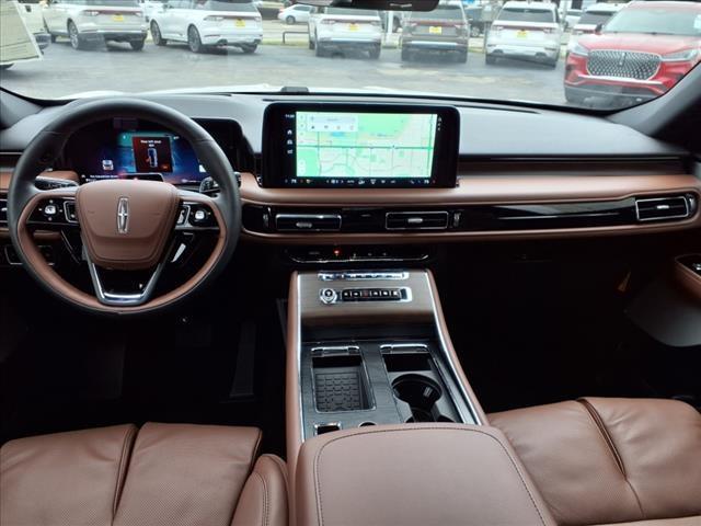 new 2025 Lincoln Aviator car, priced at $70,000