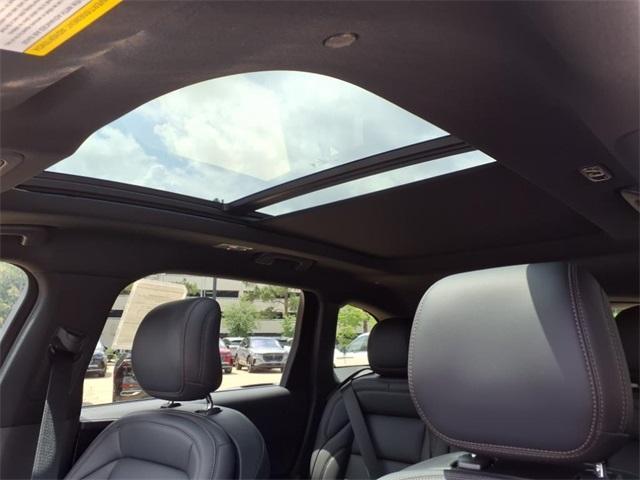 new 2025 Lincoln Nautilus car, priced at $55,743