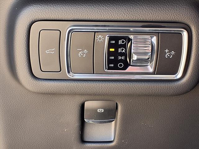 new 2025 Lincoln Nautilus car, priced at $51,936
