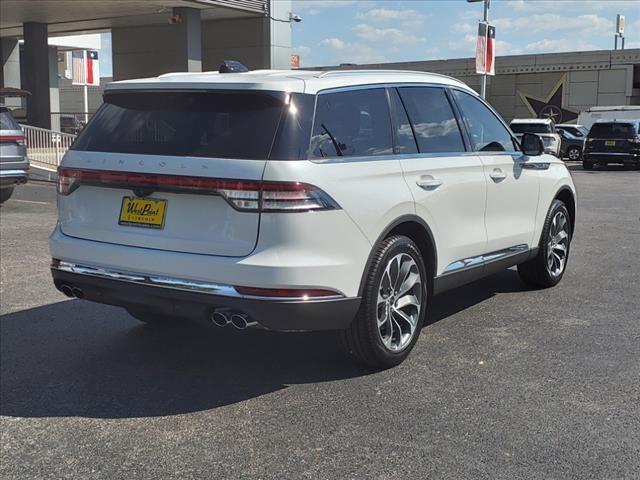 new 2025 Lincoln Aviator car, priced at $73,525