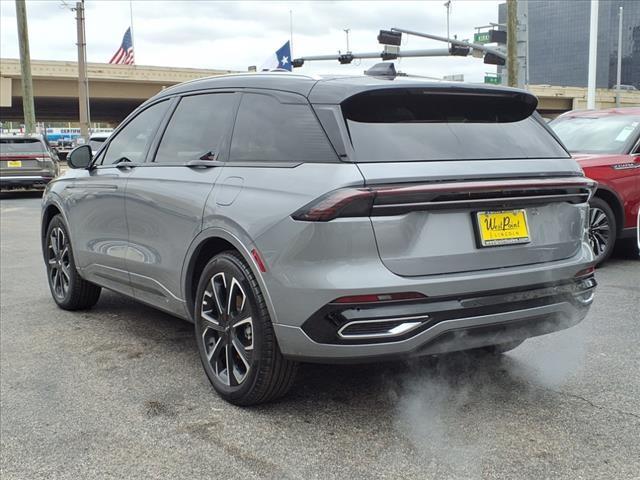 new 2025 Lincoln Nautilus car, priced at $62,976