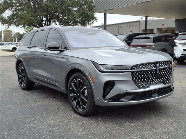 new 2025 Lincoln Nautilus car, priced at $62,976