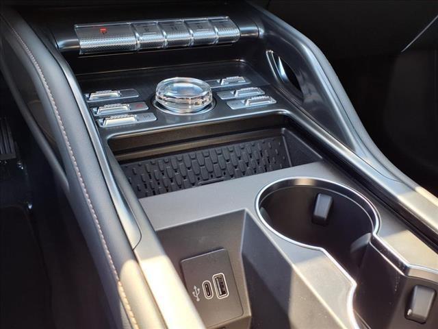 new 2025 Lincoln Nautilus car, priced at $58,922