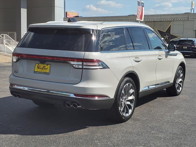 new 2025 Lincoln Aviator car, priced at $62,225