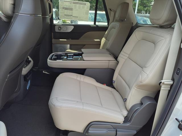 new 2024 Lincoln Navigator L car, priced at $105,839