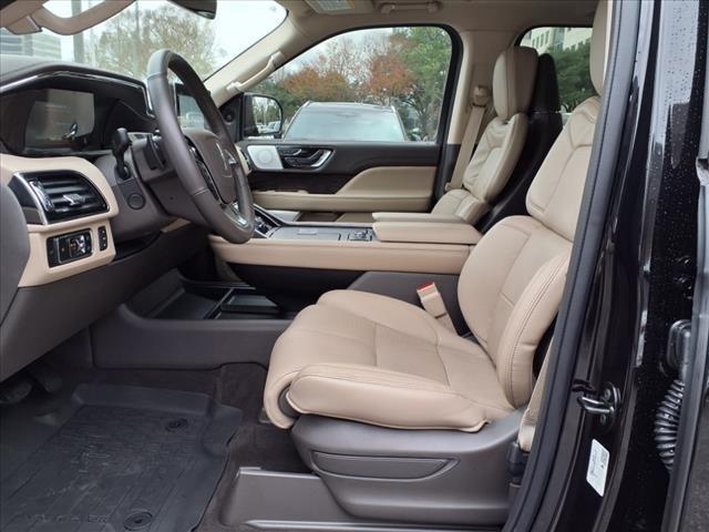 new 2024 Lincoln Navigator car, priced at $100,058