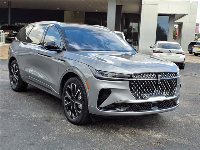 new 2025 Lincoln Nautilus car, priced at $61,056