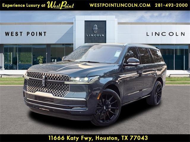 new 2025 Lincoln Navigator car, priced at $103,685