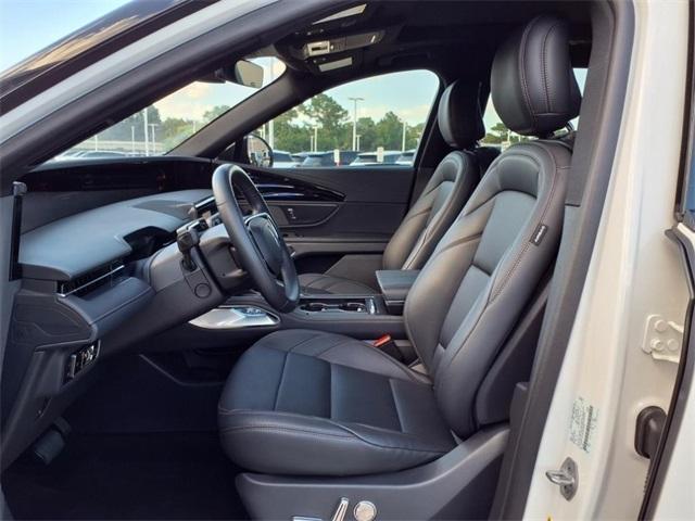new 2025 Lincoln Nautilus car, priced at $56,423