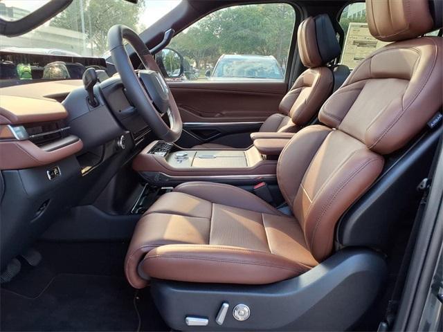 new 2025 Lincoln Navigator L car, priced at $101,928