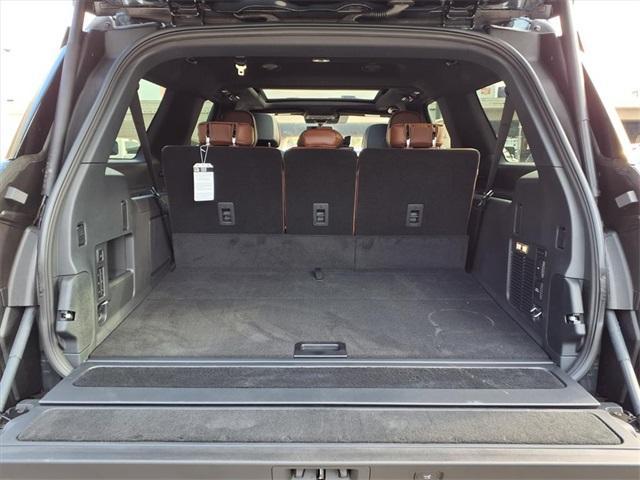 new 2025 Lincoln Navigator L car, priced at $101,928