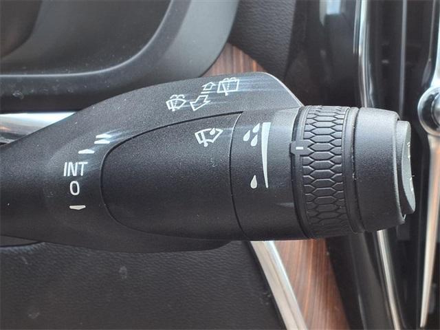 used 2019 Volvo XC60 car, priced at $24,991