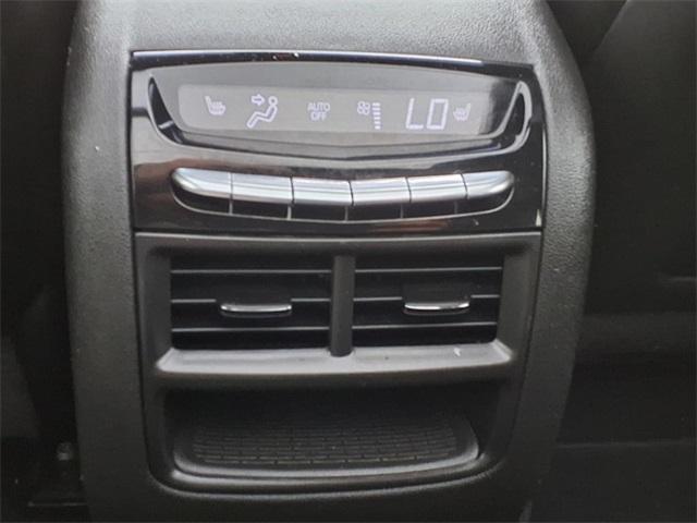 used 2020 Cadillac XT5 car, priced at $23,991