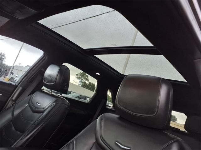 used 2020 Cadillac XT5 car, priced at $23,991
